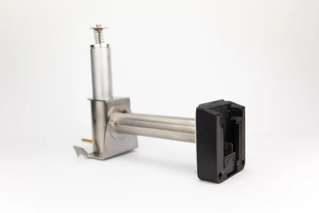 InstantVap® Lite cordless oxalic acid vaporiser angle view showing battery socket and dispenser